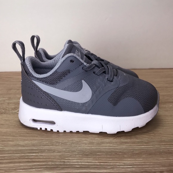 nike air max tavas blu nike air max tavas blu